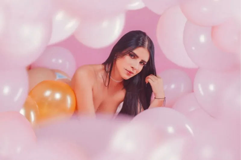 Live sex webcam photo for NicoleRomero #2828659