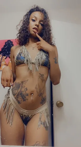 Live sex webcam photo for bhaddkesha #2649879