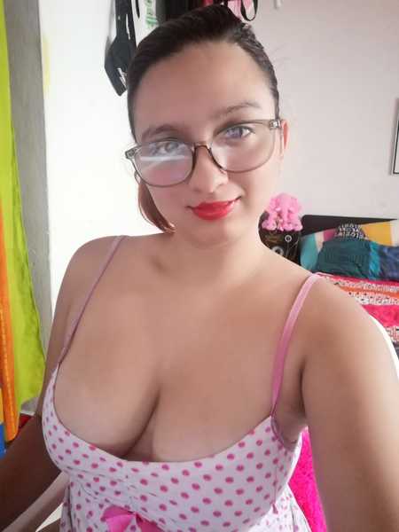 Live sex webcam photo for LupitaMt #3176580