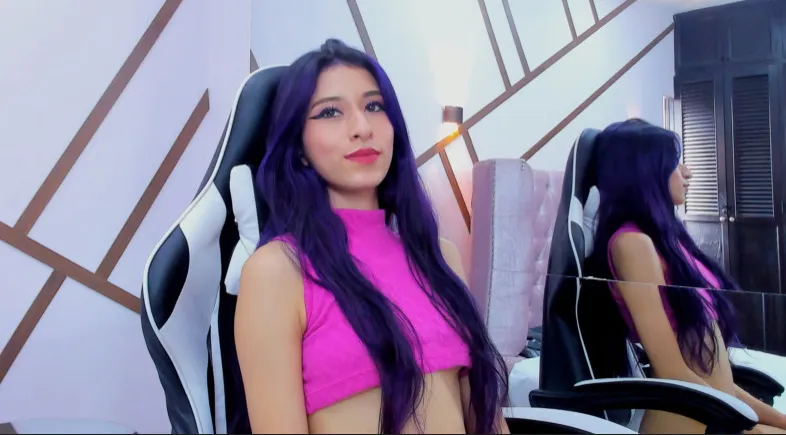 Live sex webcam photo for JuliaJobss #7330425