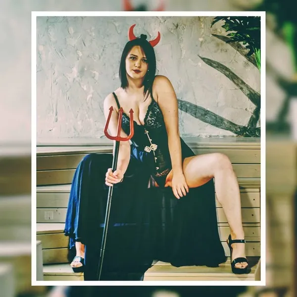 Live sex webcam photo for TinaHootGirlx #2763974