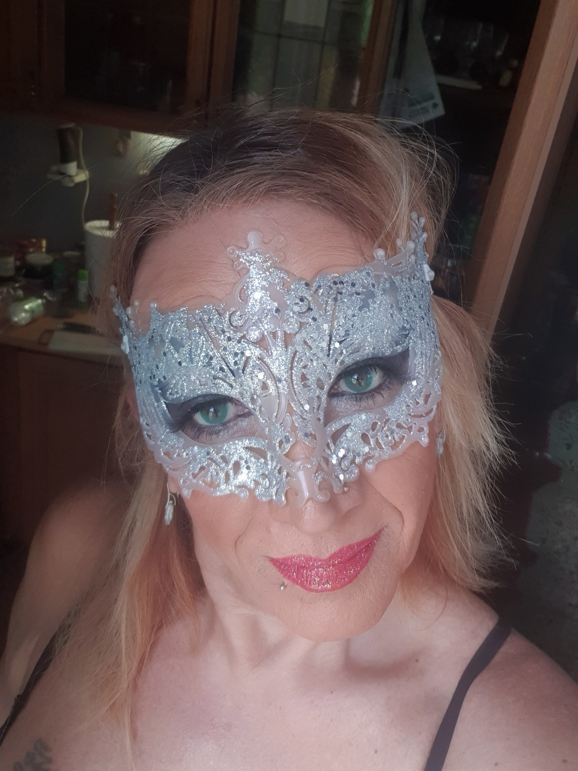 Live sex webcam photo for MButterfly63 #7466873