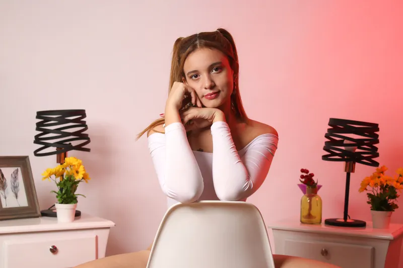 Live sex webcam photo for Melodyxue #3308961