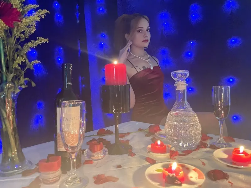 Live sex webcam photo for Melodyxue #2979295