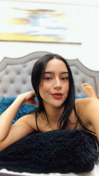 Live sex webcam photo for AlexaJhons #2868466