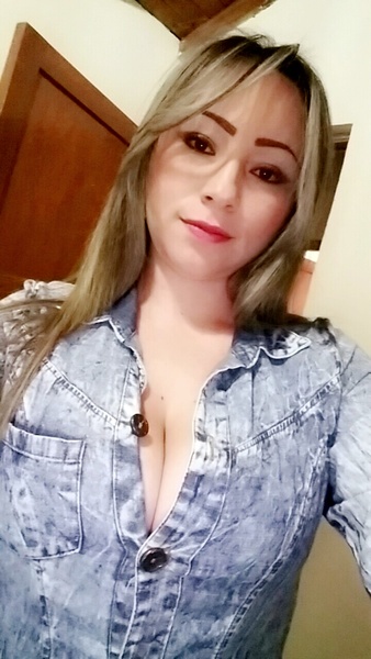 Live sex webcam photo for JulietaMoree #2499519