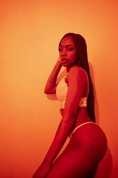 Live sex webcam photo for MelodyWilliams #2739217