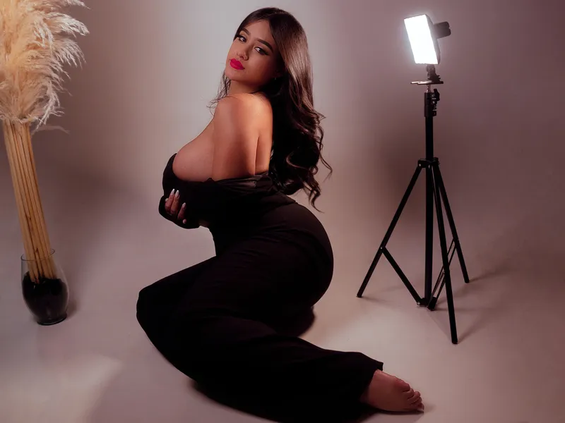 Live sex webcam photo for LisanaSmith #7850296