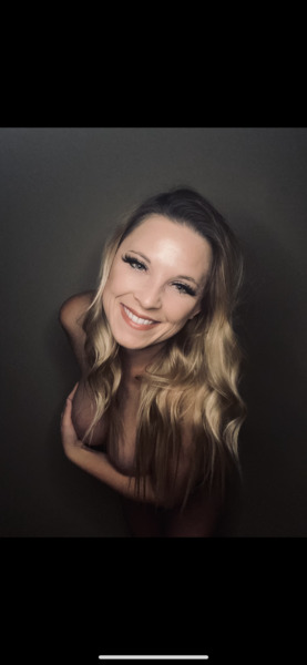 Live sex webcam photo for Emily91 #2649530