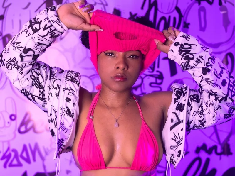 Live sex webcam photo for ValeryCortez #6541938