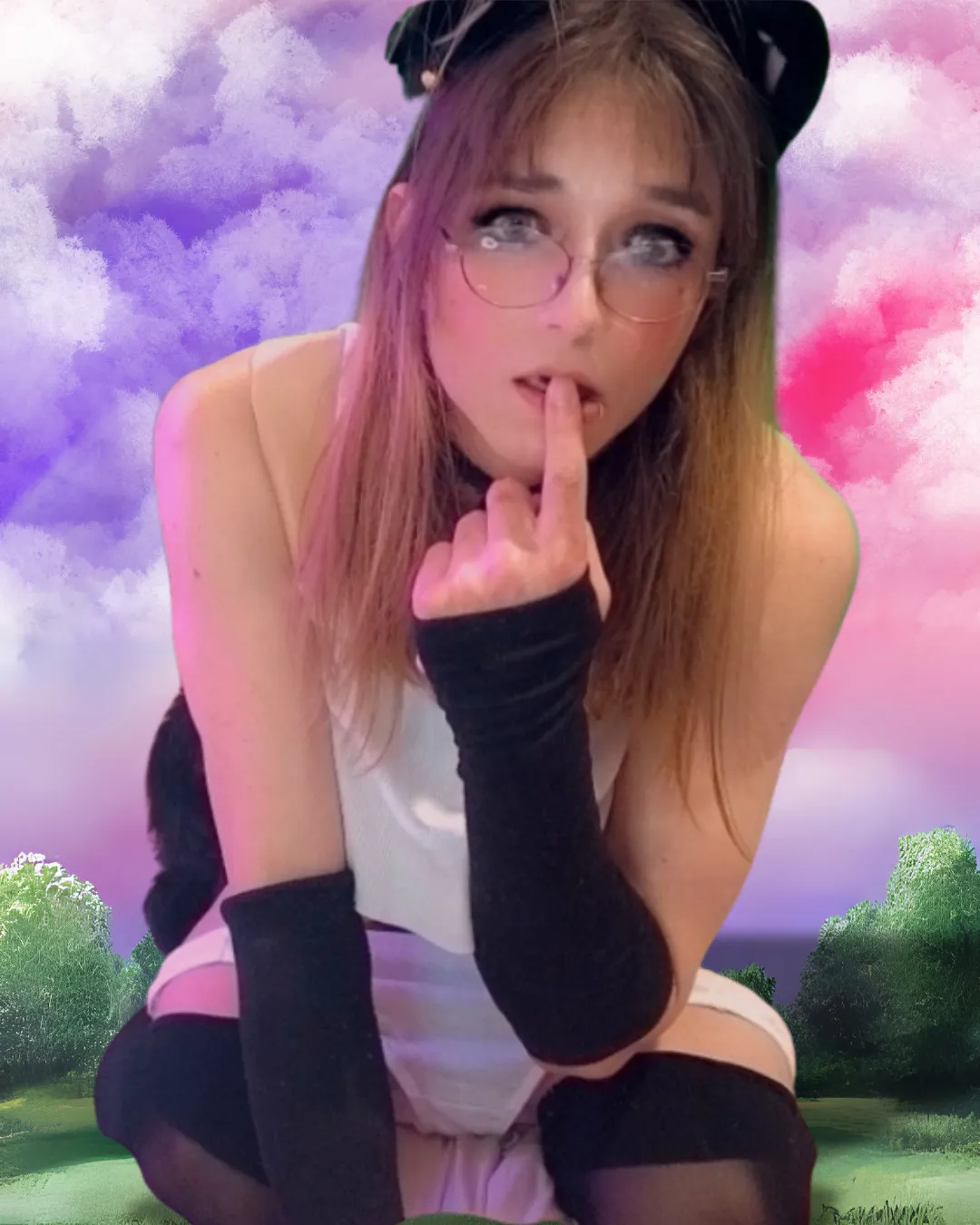 Live sex webcam photo for BellaRoar #7101124