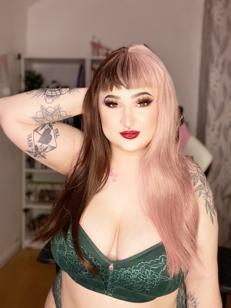 Live sex webcam photo for xxSaphiraMay #2549655