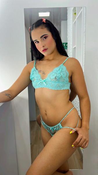 Live sex webcam photo for IsabellRivera #3327042