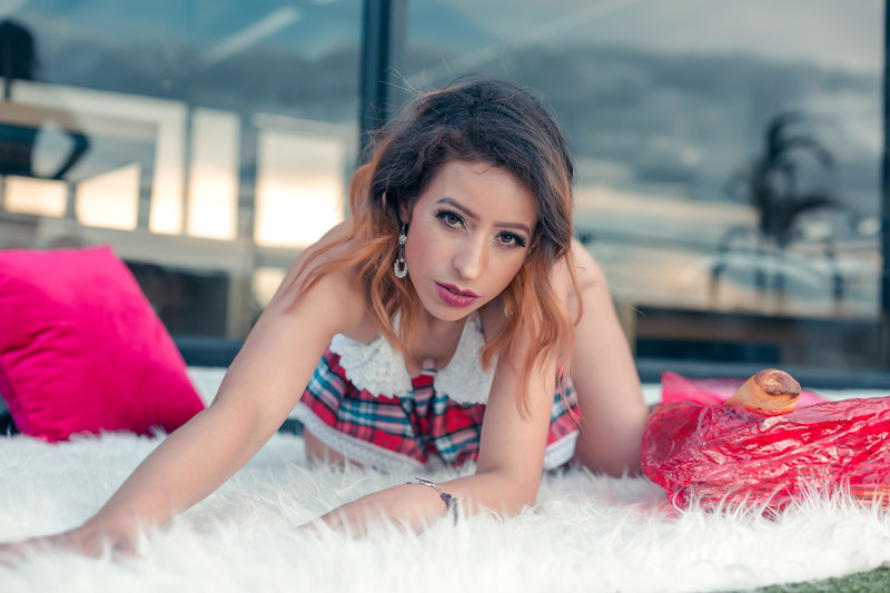 Live sex webcam photo for Violettawarren #2693649