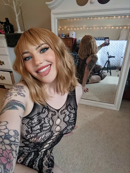 Live sex webcam photo for mistressmorgana #3266325