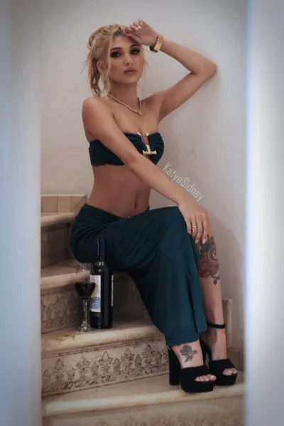 Live sex webcam photo for KatyaSidney #3421627