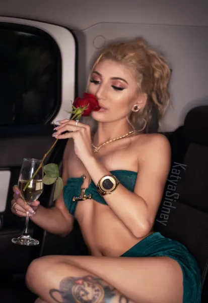 Live sex webcam photo for KatyaSidney #3421662