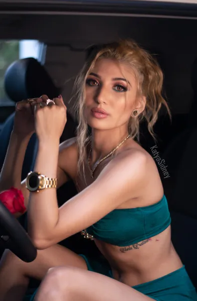 Live sex webcam photo for KatyaSidney #3421633