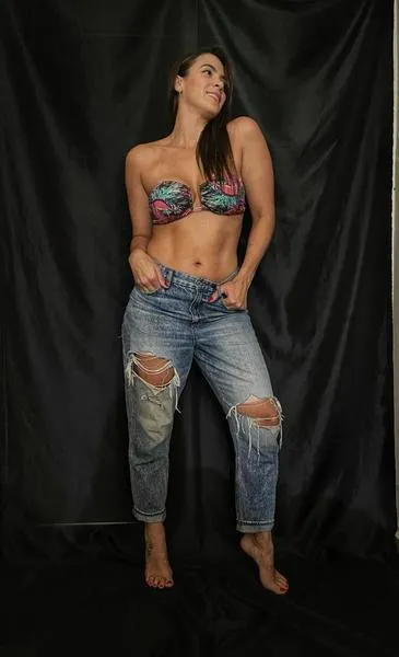 Live sex webcam photo for MiaEvann #2652614