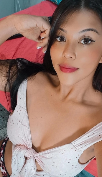 Live sex webcam photo for SweetCamilajara #3203769