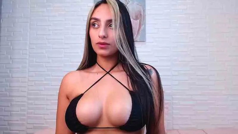 Live sex webcam photo for LudovicaSmith #3319105