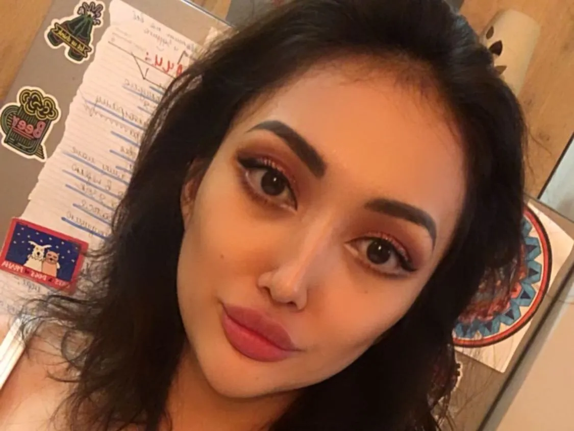 Live sex webcam photo for DOMIEM #2544837