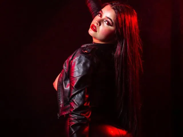 Live sex webcam photo for SOFIISWEET #3905681