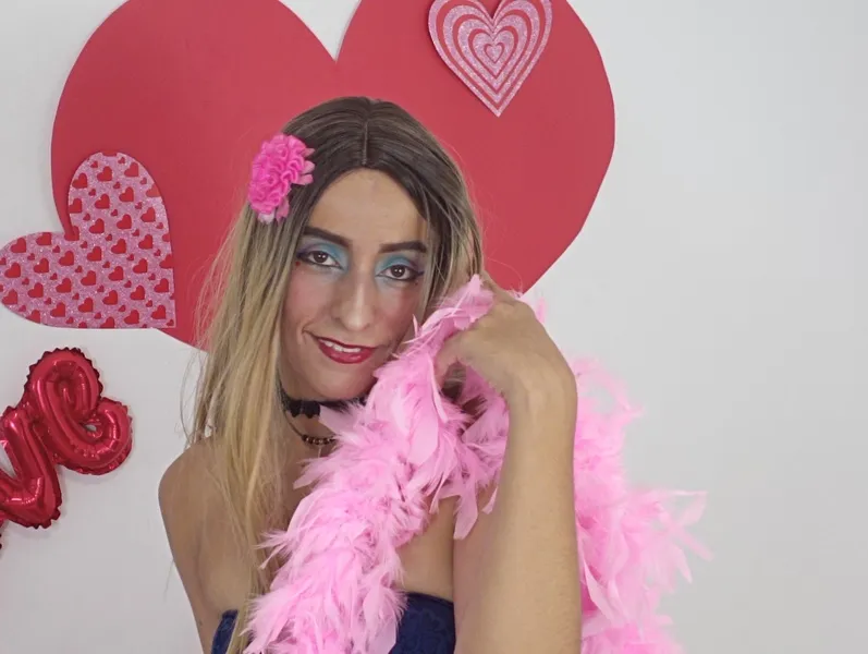 Live sex webcam photo for Sharicklatin #3062312