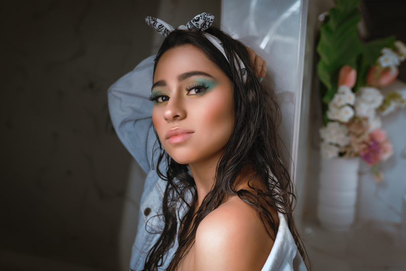 Live sex webcam photo for LuciannaGray #2569766