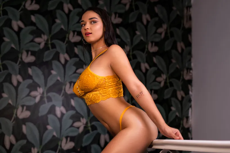 Live sex webcam photo for NINABROKS #4087706