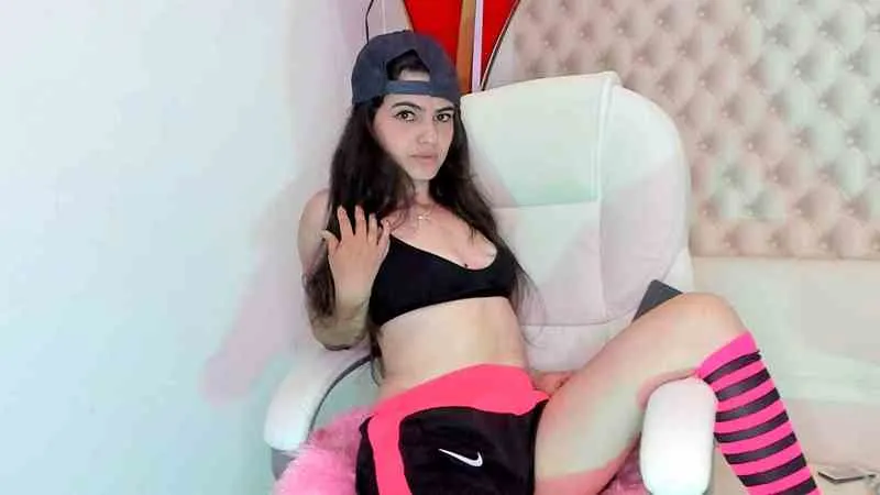 Live sex webcam photo for KatheNails19 #2530871