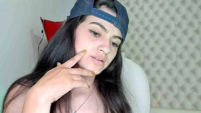 Live sex webcam photo for KatheNails19 #2530874