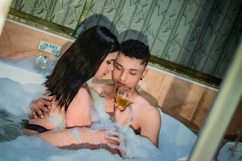 Live sex webcam photo for MadisonFtAngel #5412105