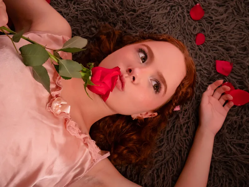 Live sex webcam photo for SAMANTHAGREEY #8068639