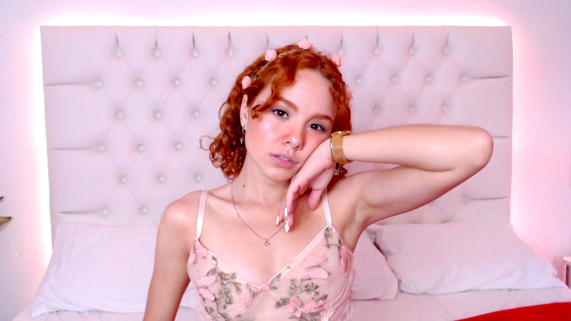 Live sex webcam photo for SAMANTHAGREEY #8068495