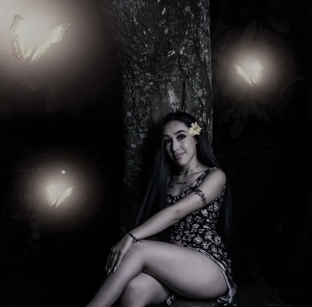 Live sex webcam photo for GabbyBrunete #3411064