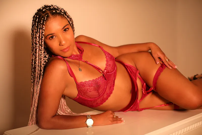 Live sex webcam photo for AlikaKey #2565105