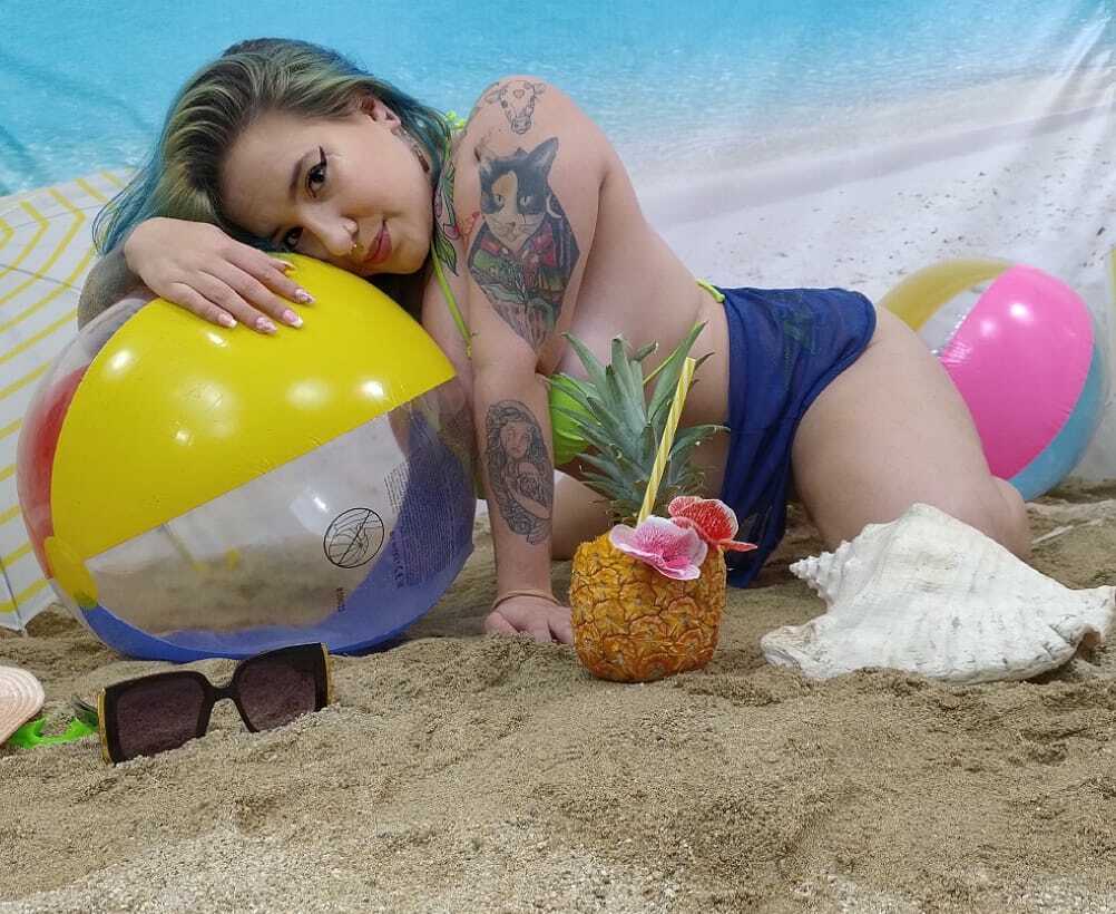 Live sex webcam photo for devablue #7351920