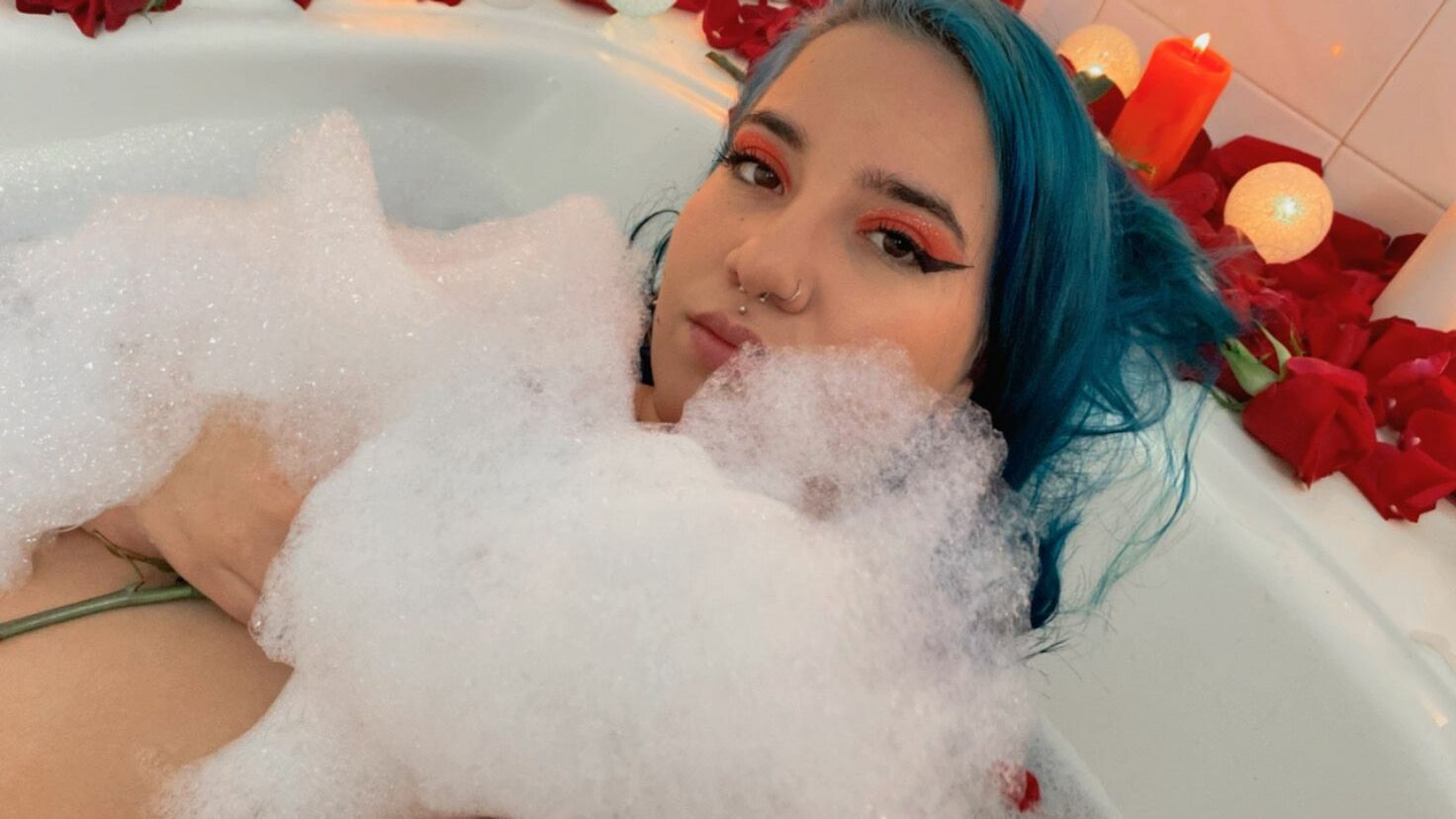 Live sex webcam photo for devablue #7351652