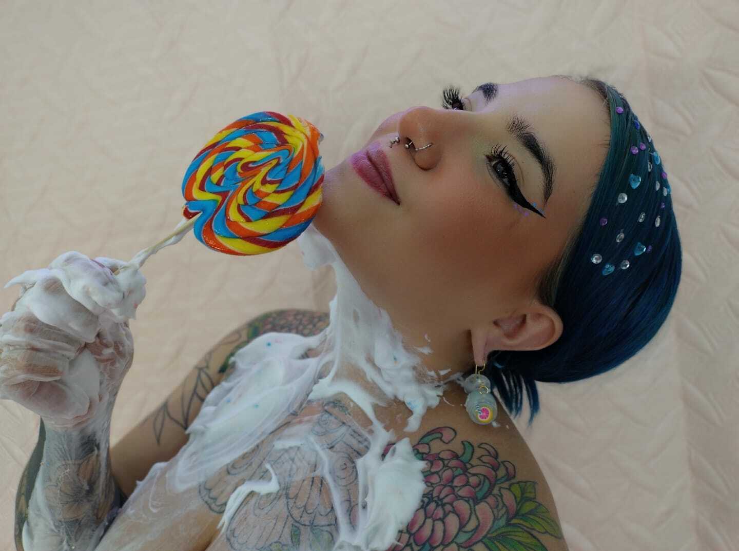 Live sex webcam photo for devablue #7351817