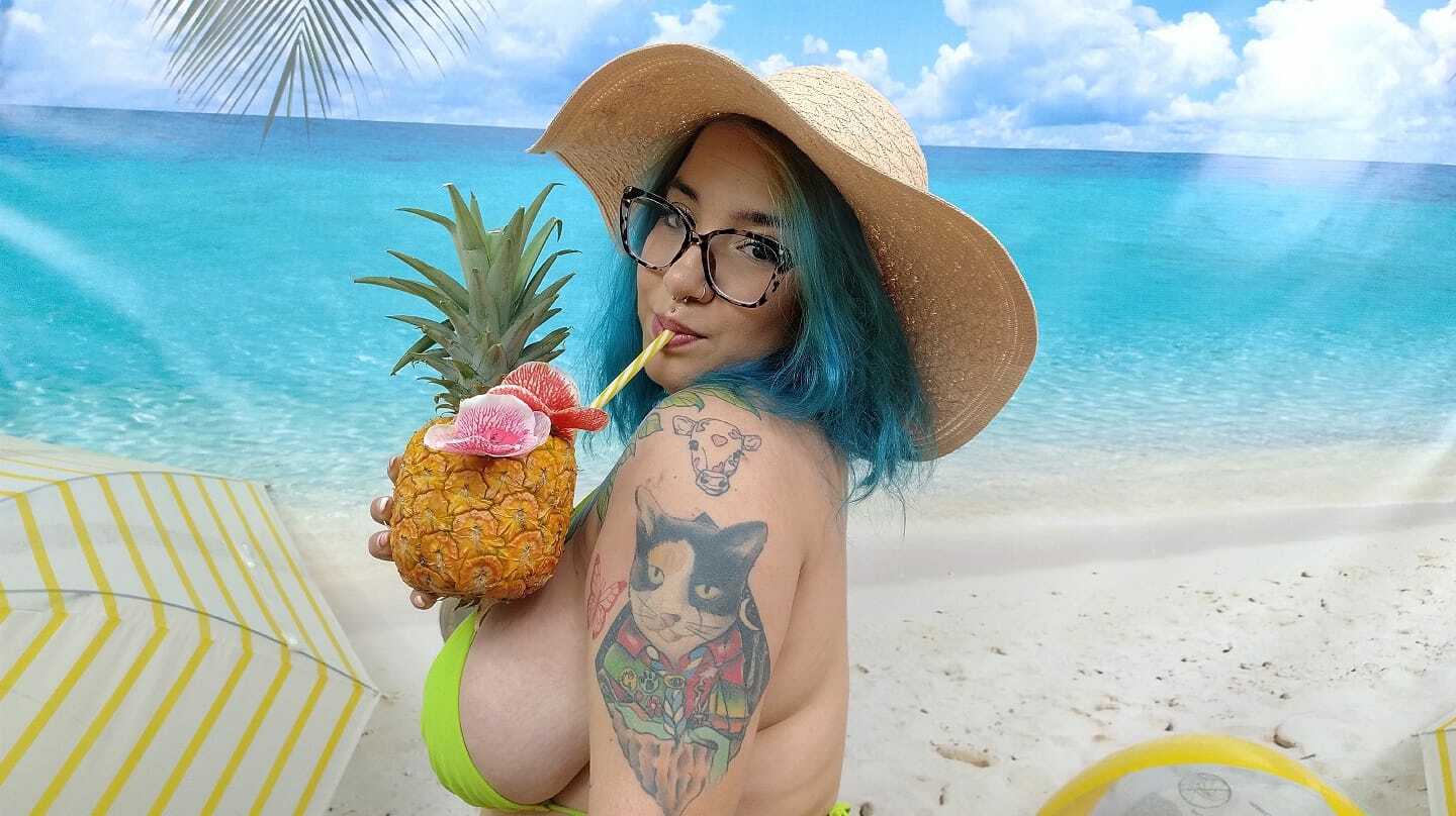 Live sex webcam photo for devablue #7351916