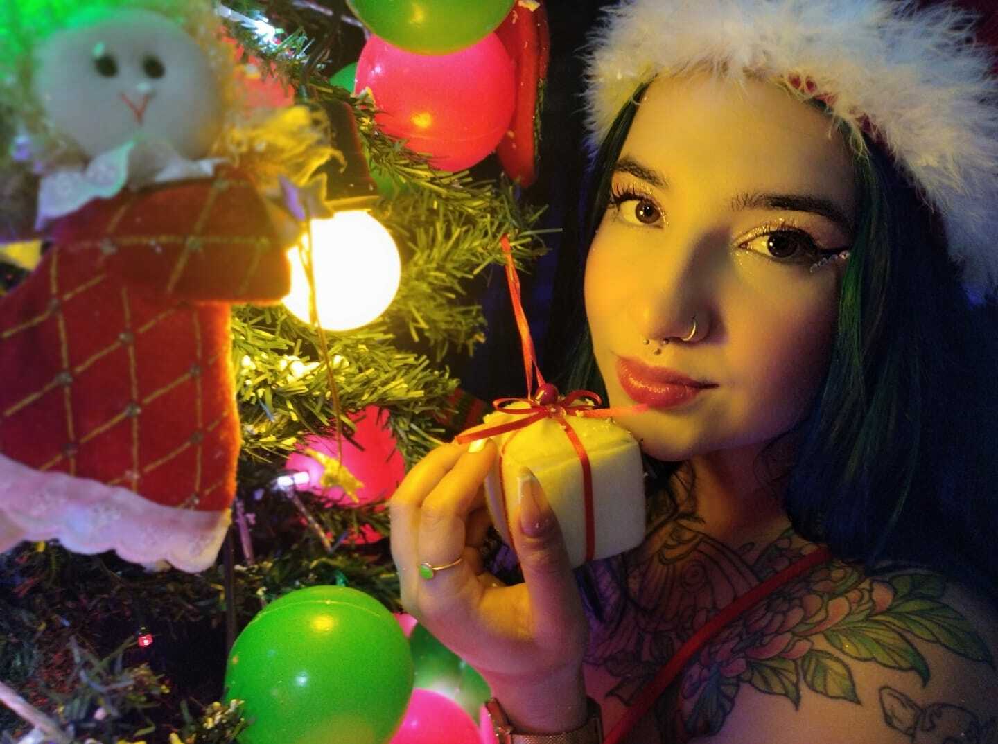 Live sex webcam photo for devablue #7351751