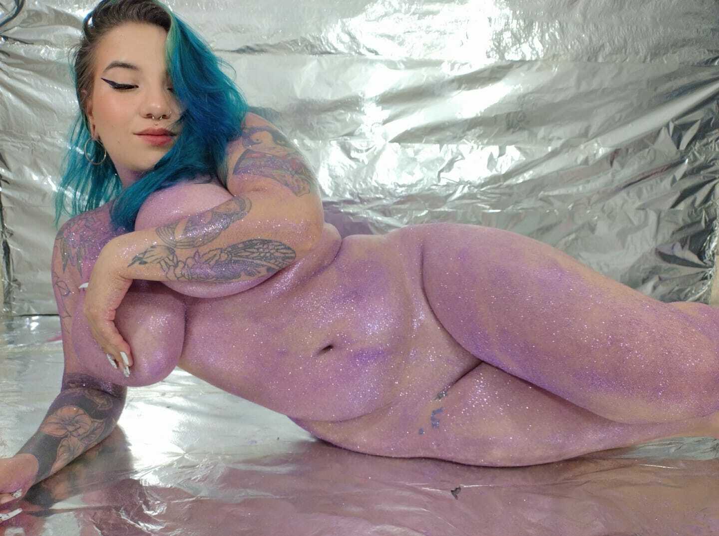 Live sex webcam photo for devablue #7351907