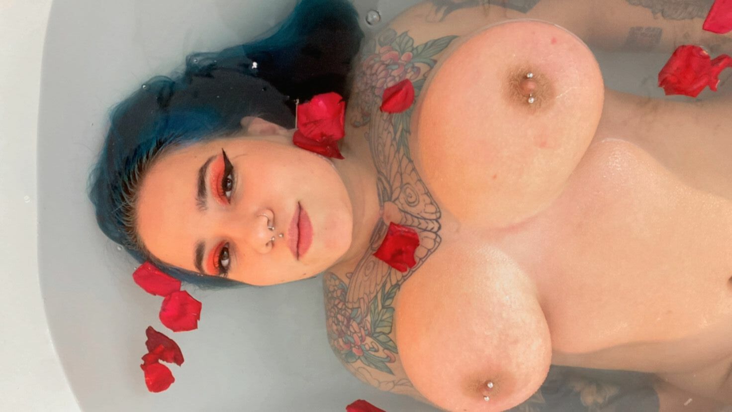 Live sex webcam photo for devablue #7351662