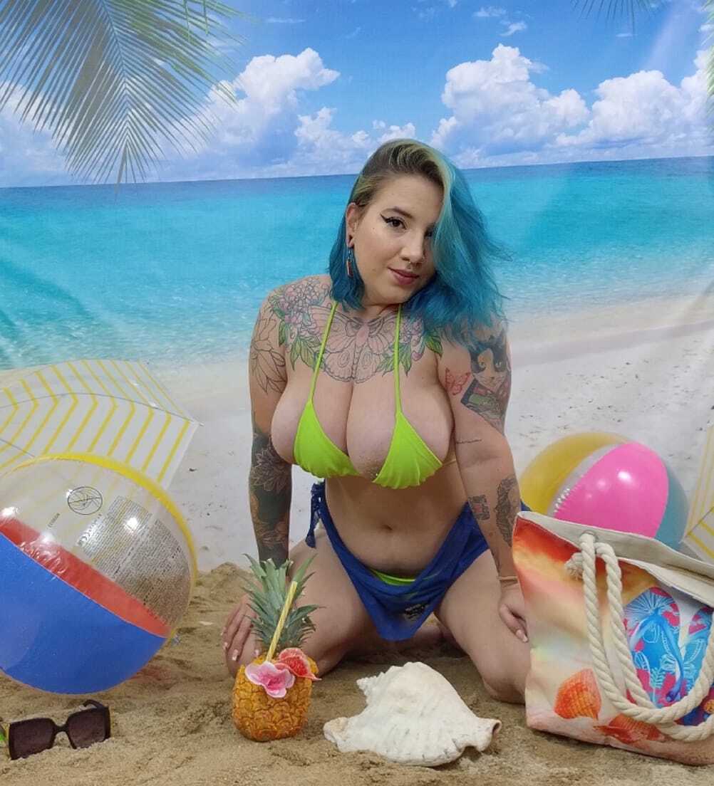 Live sex webcam photo for devablue #7351918