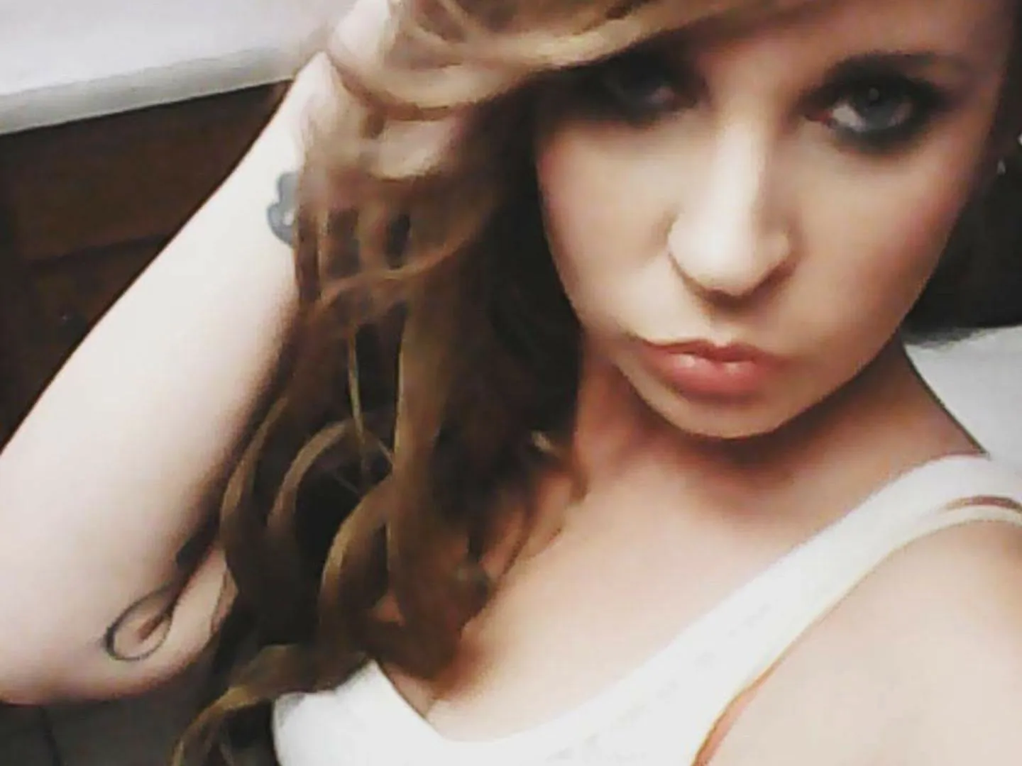 Live sex webcam photo for LilMamaTay #2575530