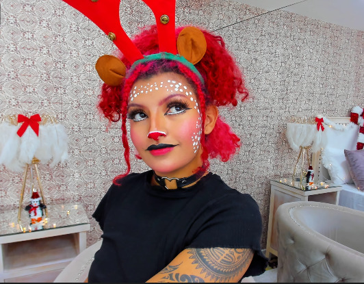 Live sex webcam photo for DannaCooper #2904340