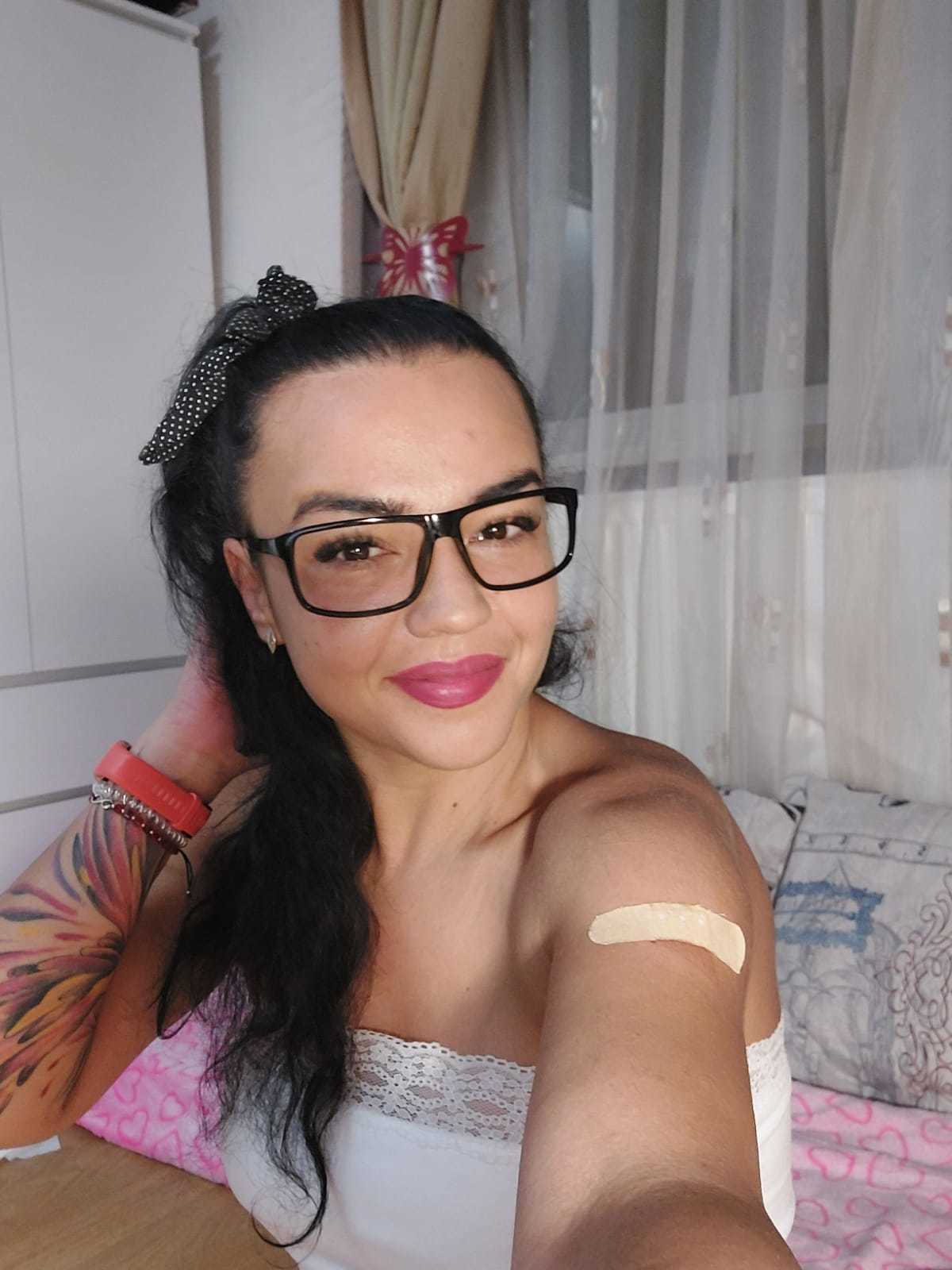 Live sex webcam photo for PearlsSquirt #7429919