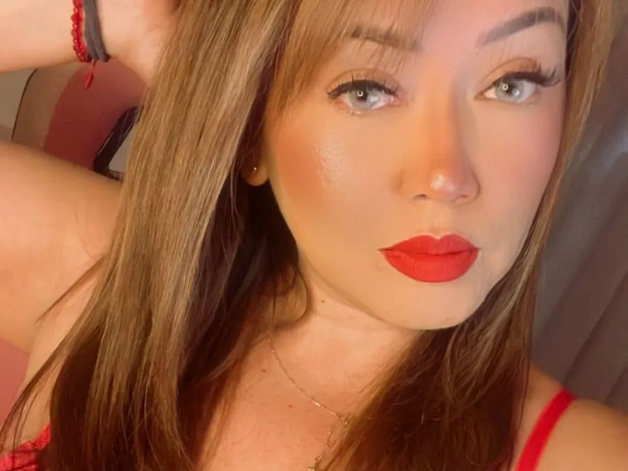 Live sex webcam photo for KarenRabbit #3898785