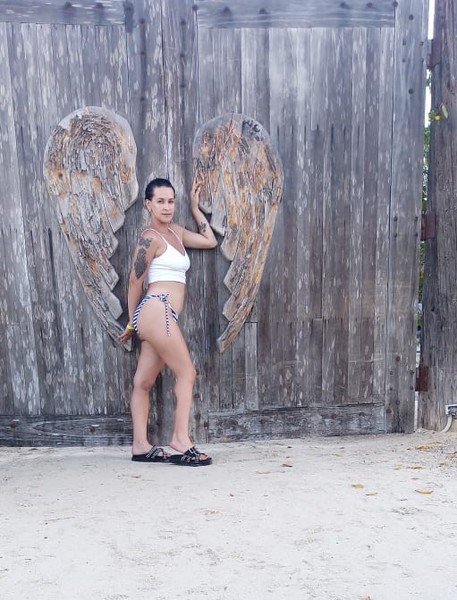 Live sex webcam photo for BritneeyTaylor #3261132